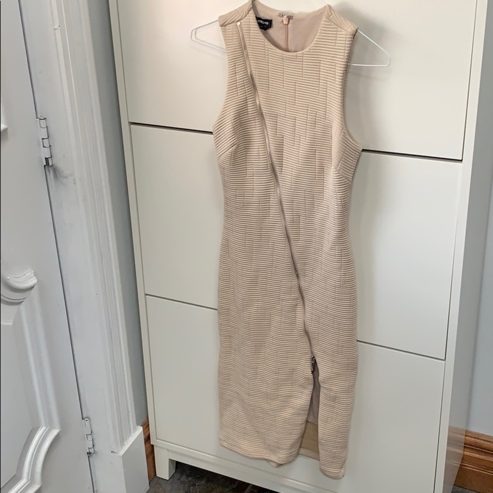 Bebe zipper dress